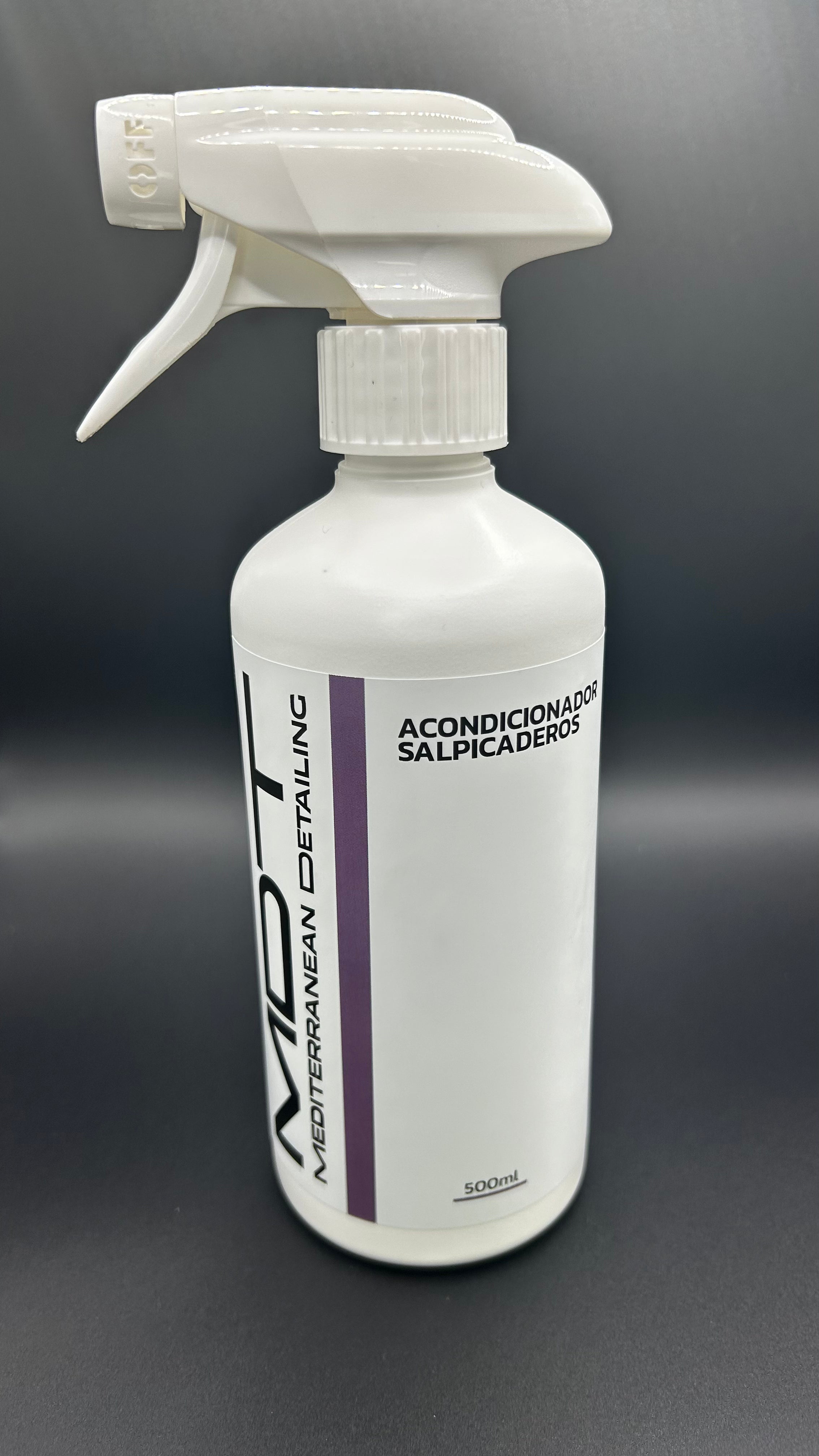 Acondicionador de salpicaderos